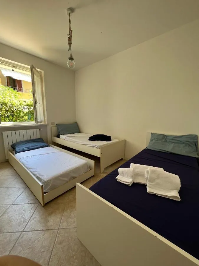 A 2 Passi Dal Mare - Seaside Apt With Backyard 마사 아파트