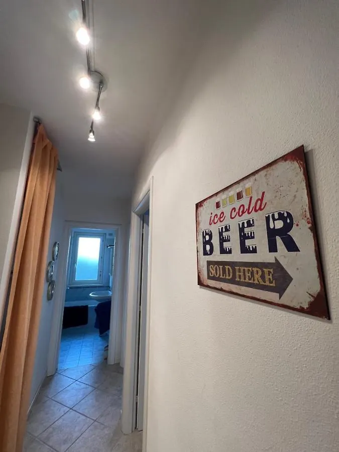 아파트 A 2 Passi Dal Mare - Seaside Apt With Backyard 마사
