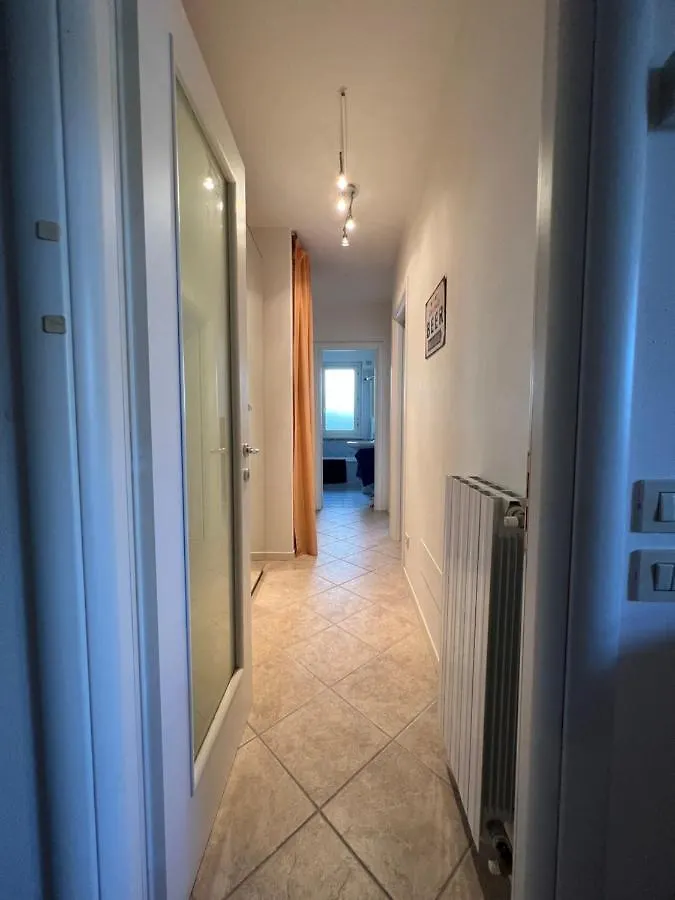 A 2 Passi Dal Mare - Seaside Apt With Backyard 마사